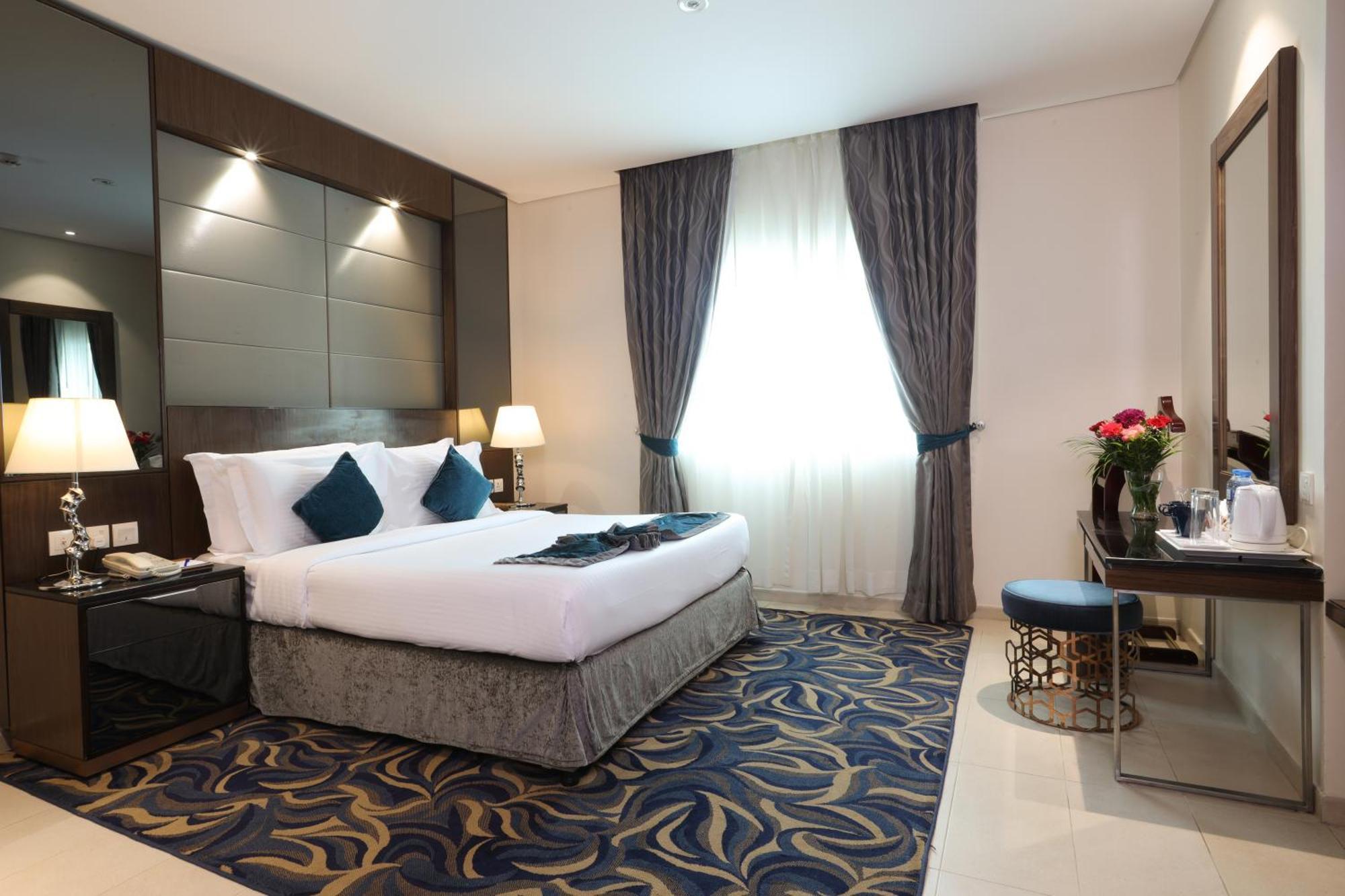 Omega Hotel Dubai Buitenkant foto